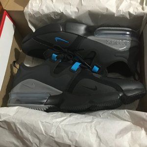 nike air max infinity black and blue